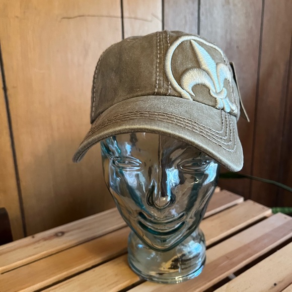 Matte Tan Khaki Fleur de Lis Cap - Picture 1 of 13